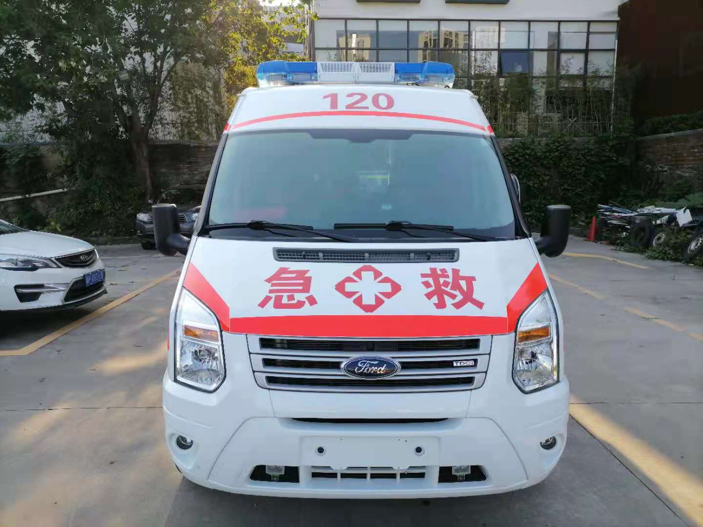 亚东县妇婴监护型护送
